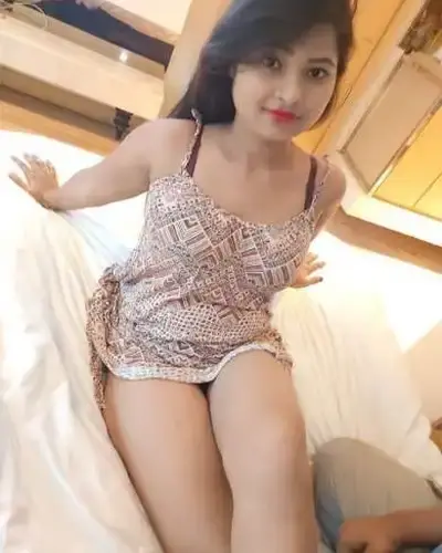 Call Girls in Lajpat Nagar